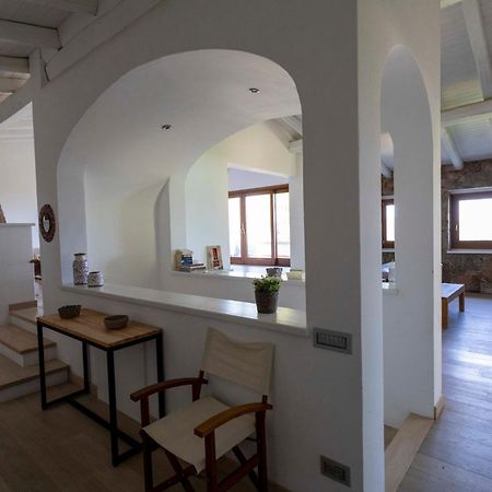 Villa Alba Esclusiva Villa Con Piscina A Sfioro E Vista Mozzafiato Sul Mare Cugnana Exterior foto