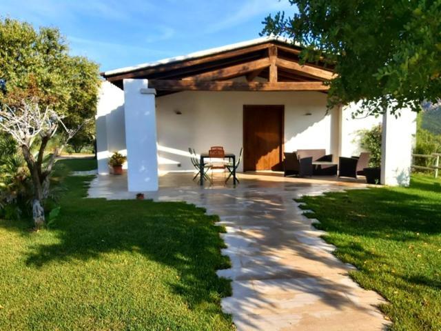 Villa Alba Esclusiva Villa Con Piscina A Sfioro E Vista Mozzafiato Sul Mare Cugnana Exterior foto