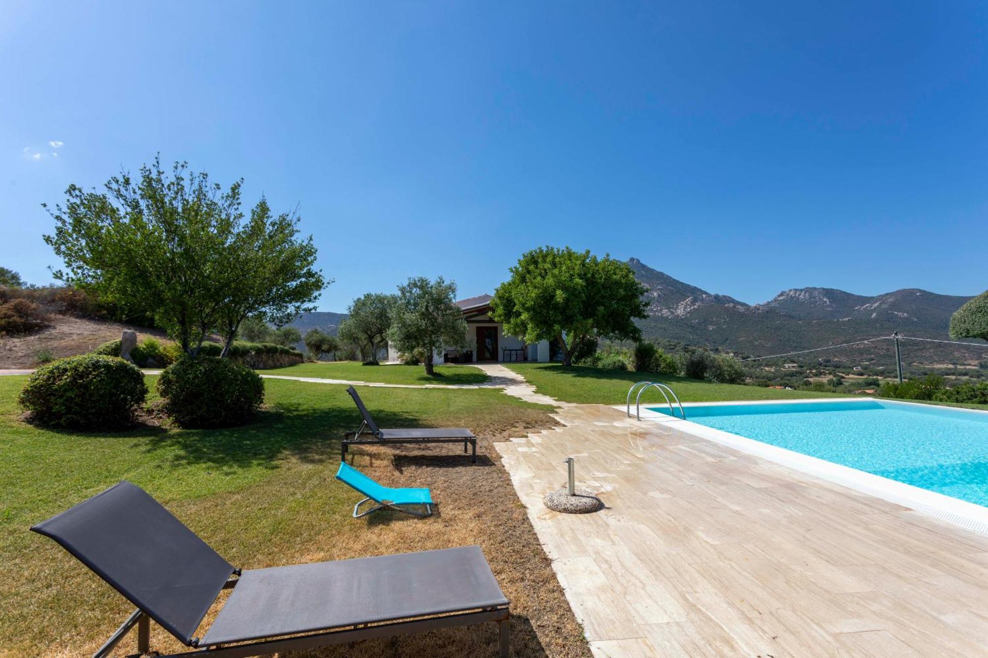 Villa Alba Esclusiva Villa Con Piscina A Sfioro E Vista Mozzafiato Sul Mare Cugnana Exterior foto