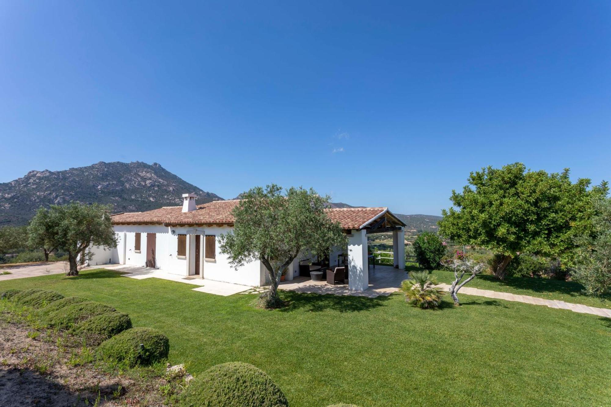Villa Alba Esclusiva Villa Con Piscina A Sfioro E Vista Mozzafiato Sul Mare Cugnana Exterior foto