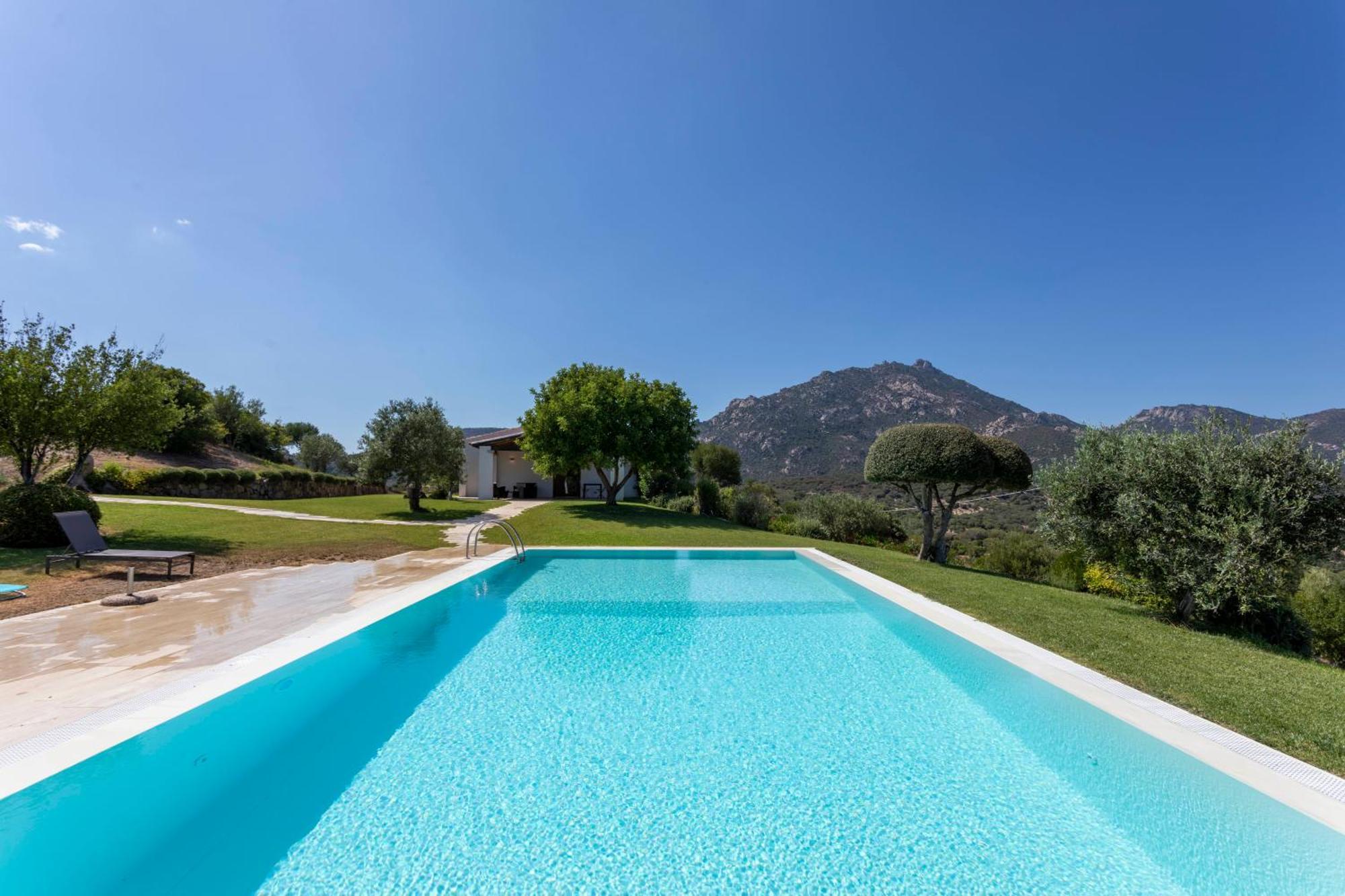 Villa Alba Esclusiva Villa Con Piscina A Sfioro E Vista Mozzafiato Sul Mare Cugnana Exterior foto