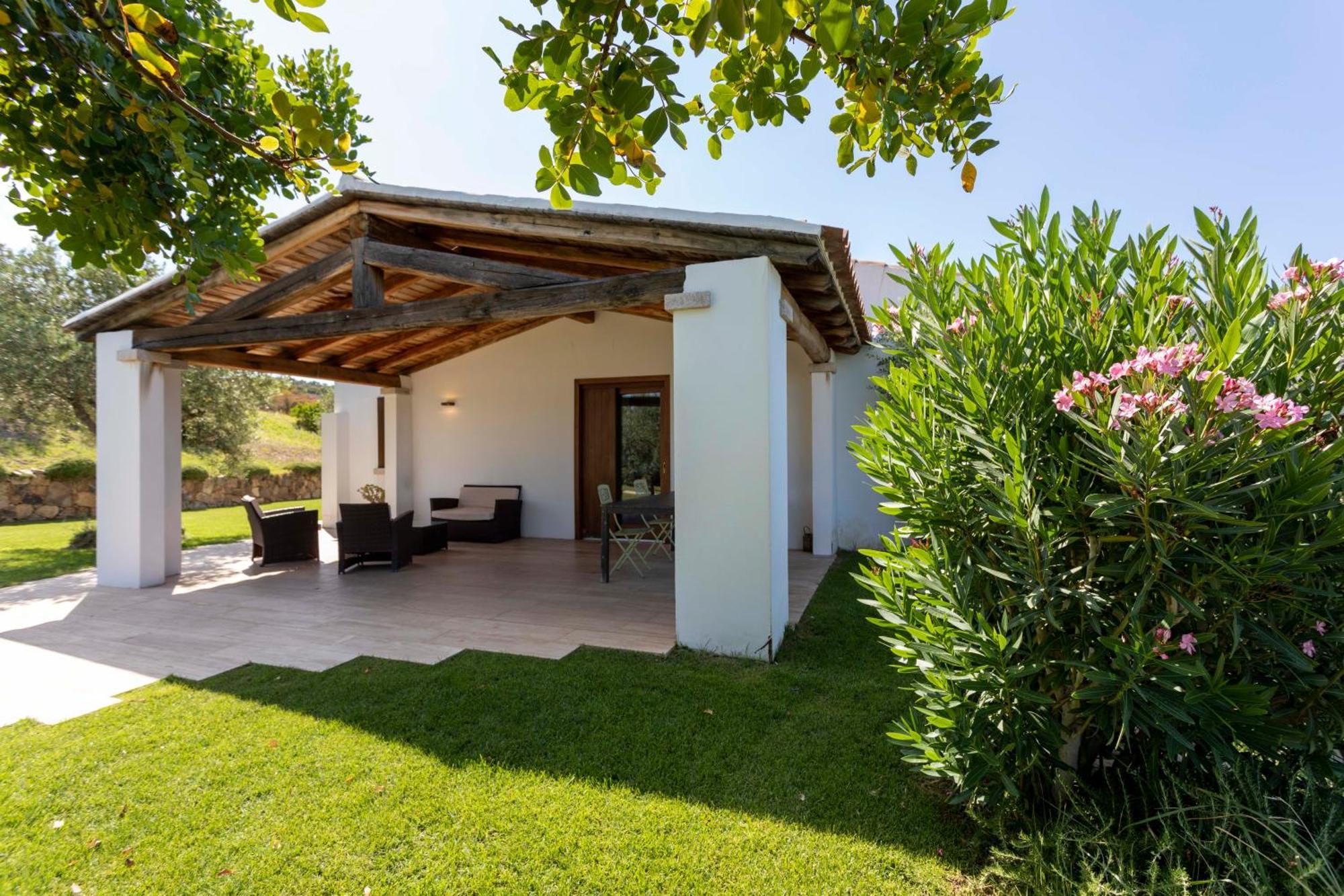 Villa Alba Esclusiva Villa Con Piscina A Sfioro E Vista Mozzafiato Sul Mare Cugnana Exterior foto