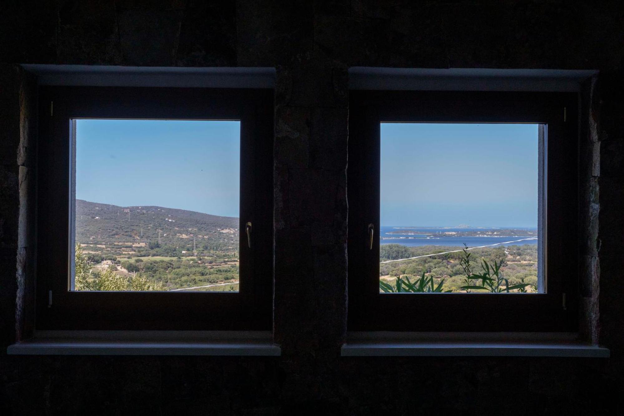 Villa Alba Esclusiva Villa Con Piscina A Sfioro E Vista Mozzafiato Sul Mare Cugnana Exterior foto